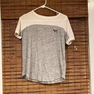 VS PINK tee!